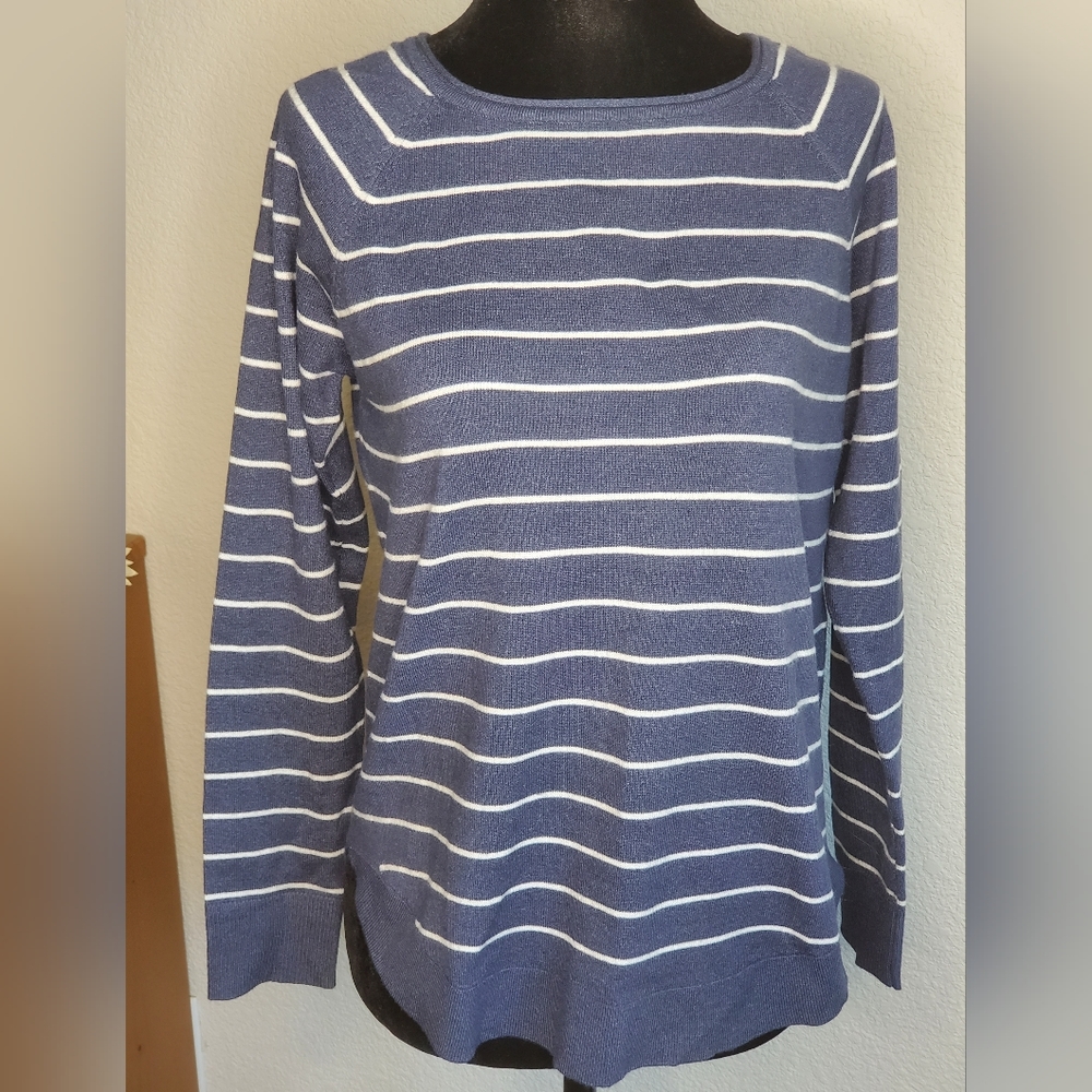 Pink Clover Knit Sweater - Picture 9 of 9
